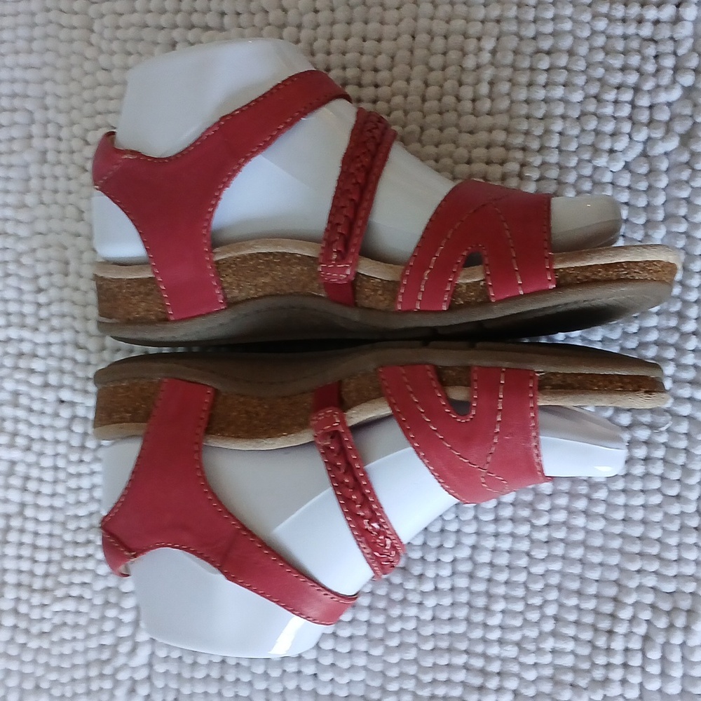 Earth Origins Bria leather sandals - Picture 9 of 14